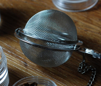 GinFlight_Tee-Infuser